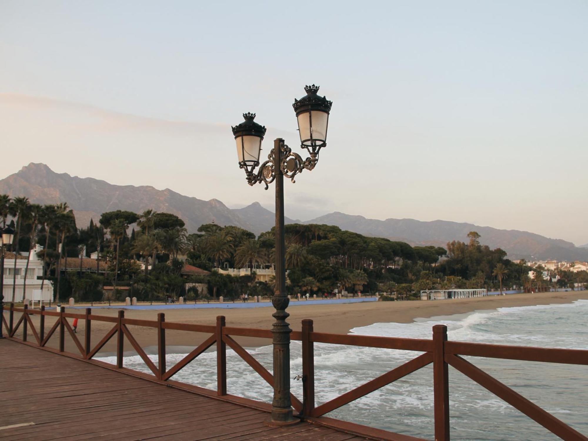 Appartement Vacation I Jardines De Ventura Del Mar, Walk To Puerto Banus Marina, A Minute From The Beach, Groundfloor, Family Friendly And Pool Marbella